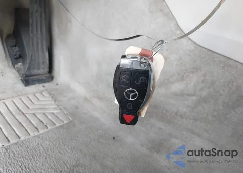 2014 Mercedes-Benz E 350 4Matic из США, поврежденный, VIN WDDHF8JB8EB063722